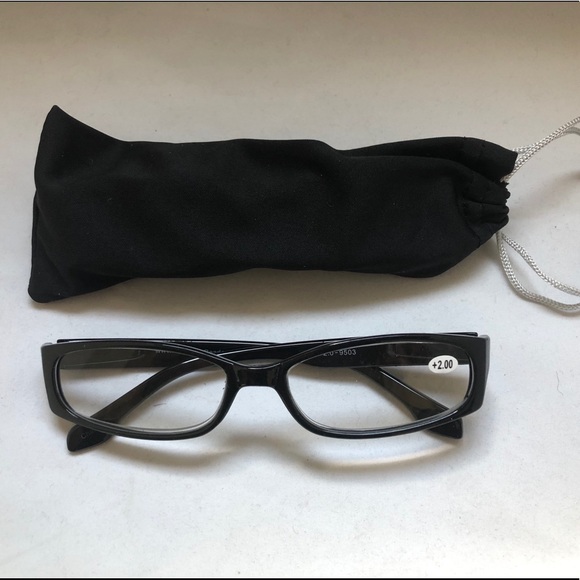 FINSL WEEKS 2 pair of TruVision Readers +2.00 - Picture 1 of 2